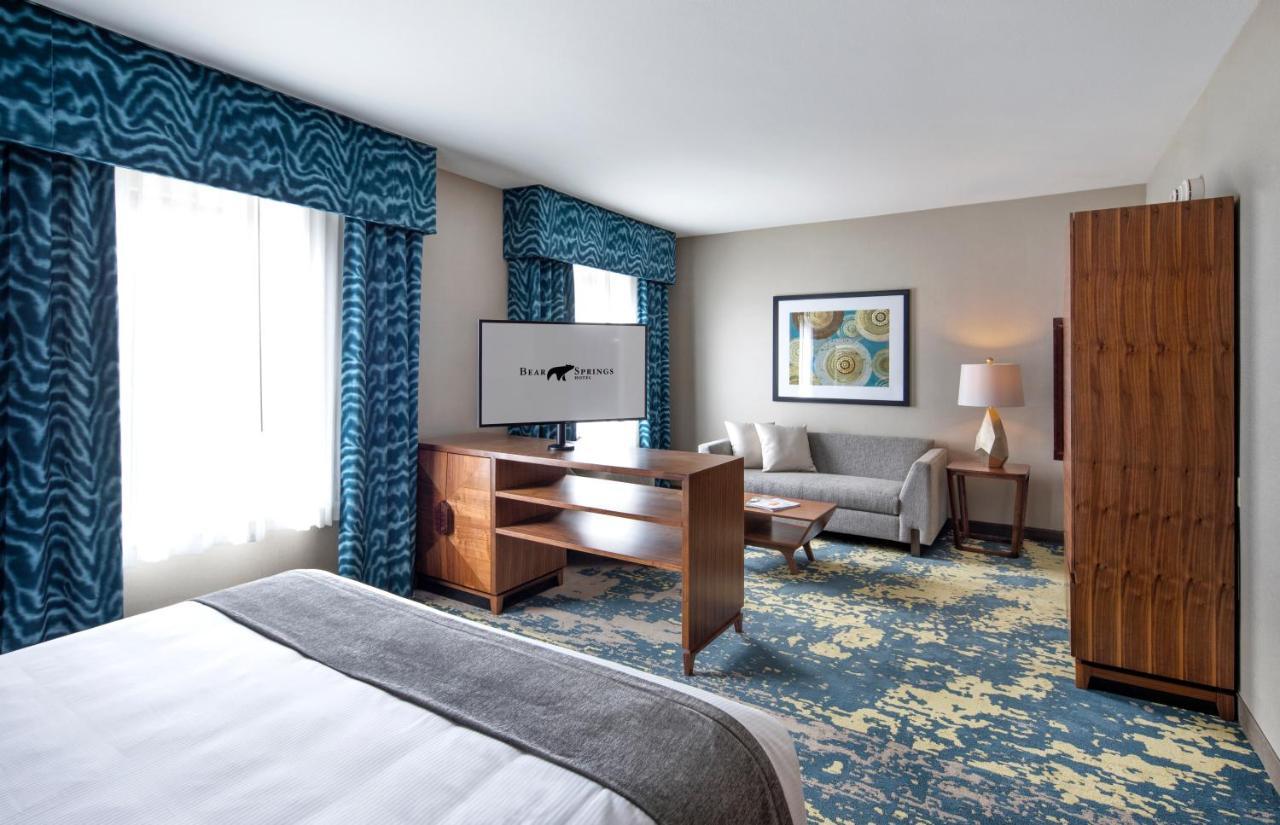 Bear Springs Hotel Хайленд Екстериор снимка