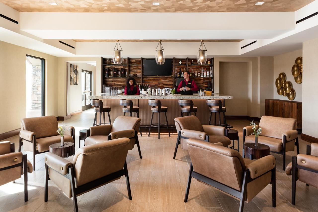 Bear Springs Hotel Хайленд Екстериор снимка